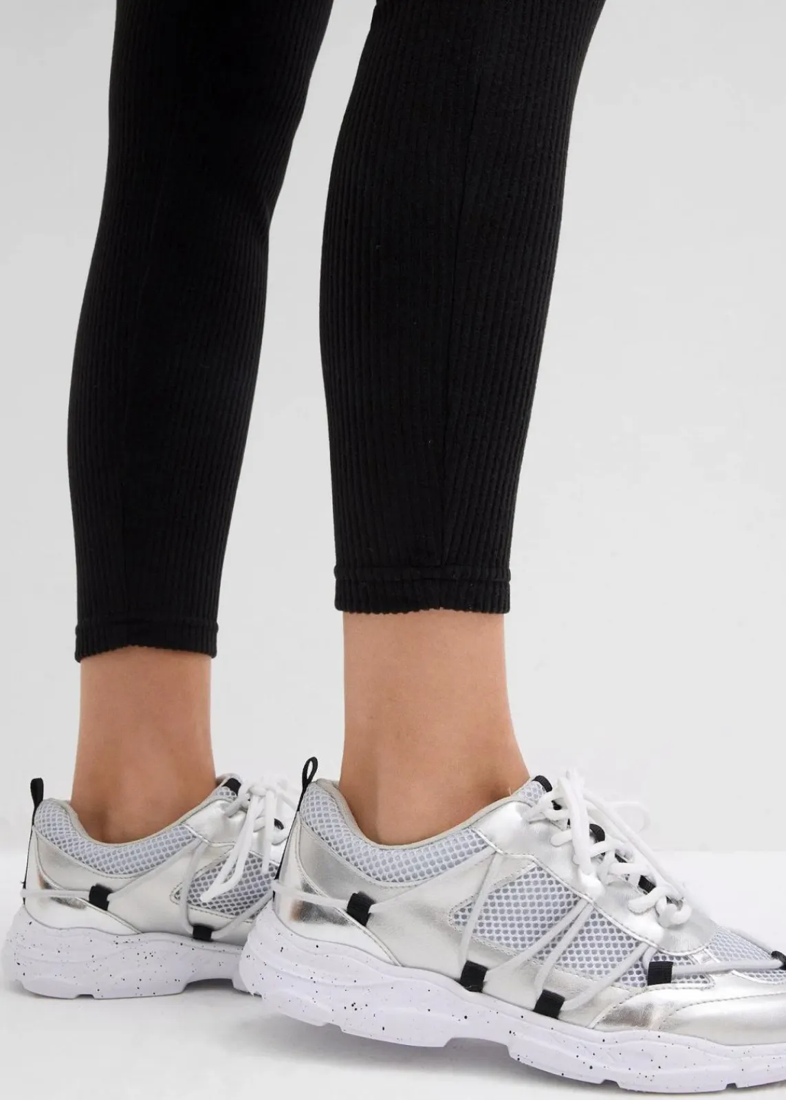 bonprix Bekleidung·Röcke|Bekleidung·Sweat^Warme gerippte Thermo-Leggings schwarz