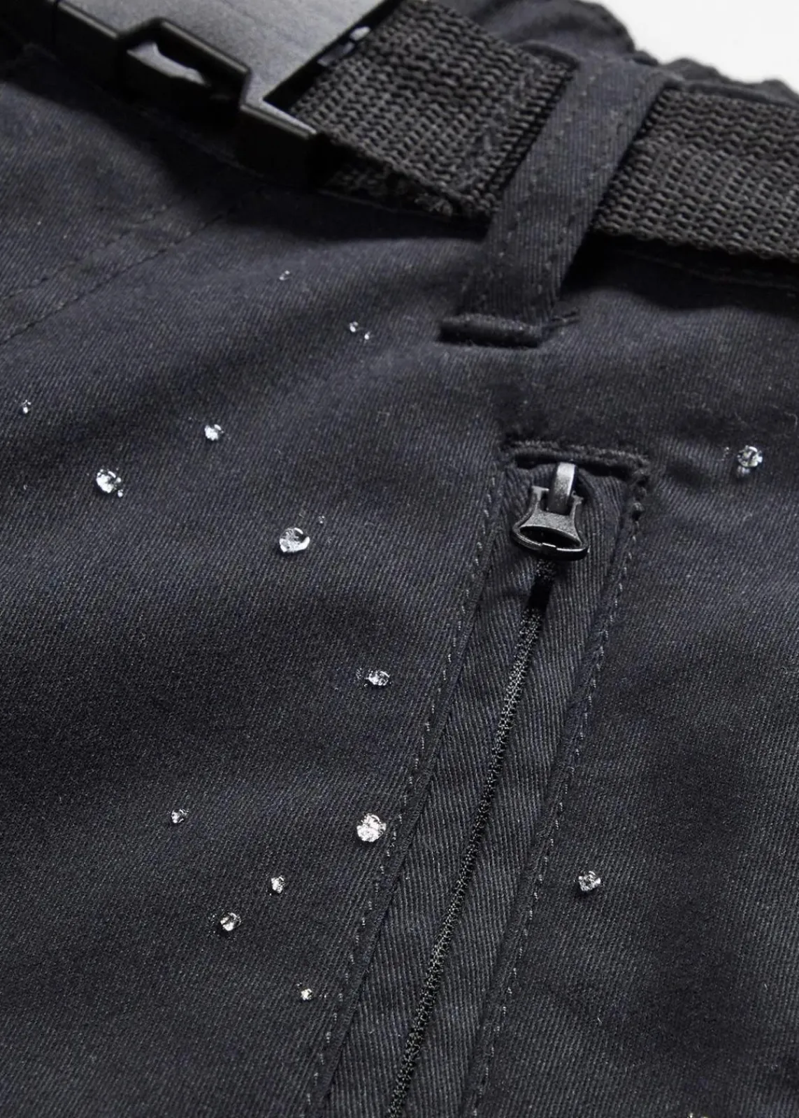bonprix Outdoorbekleidung|Sportbekleidung^Wasserabweisende Funktionshose aus Stretch-Twill mit Gürtel schwarz