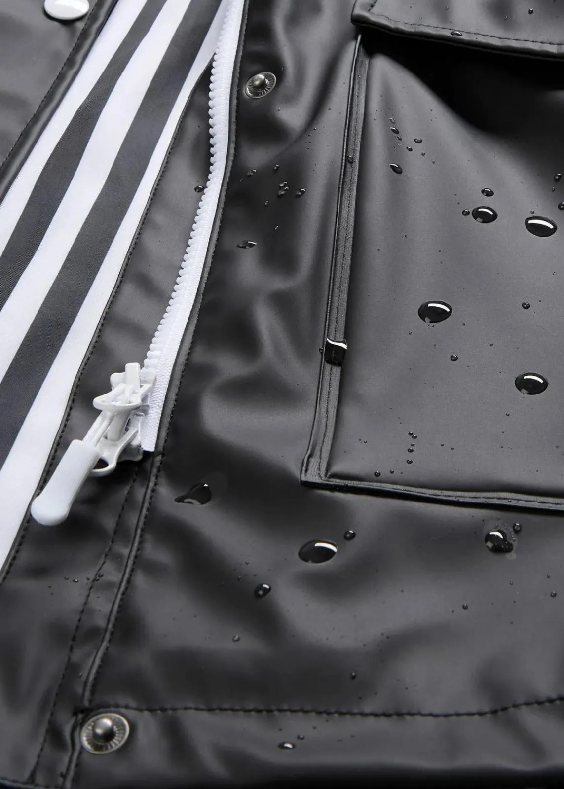 bonprix Jacken & Mäntel|Bekleidung·Hosen^wasserabweisende Regenjacke schwarz