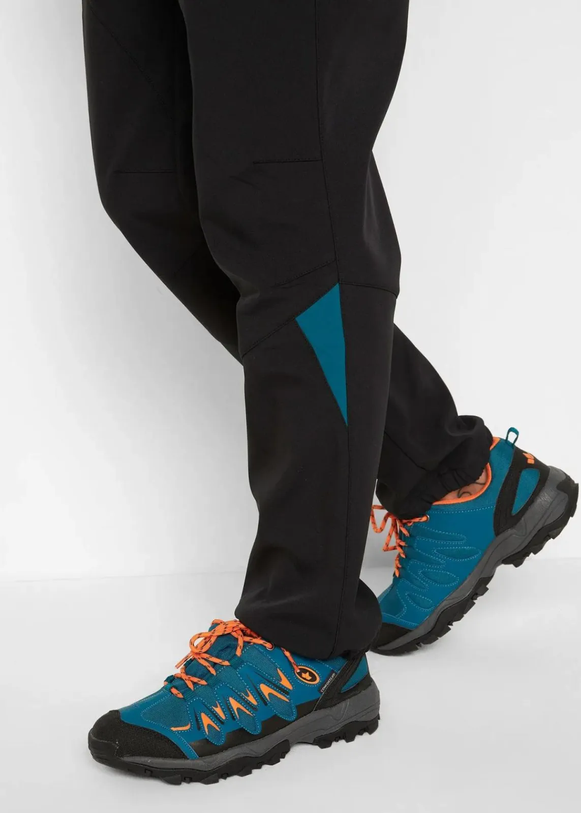 bonprix Outdoorbekleidung|Sportbekleidung^wasserabweisende Softshell-Hose schwarz