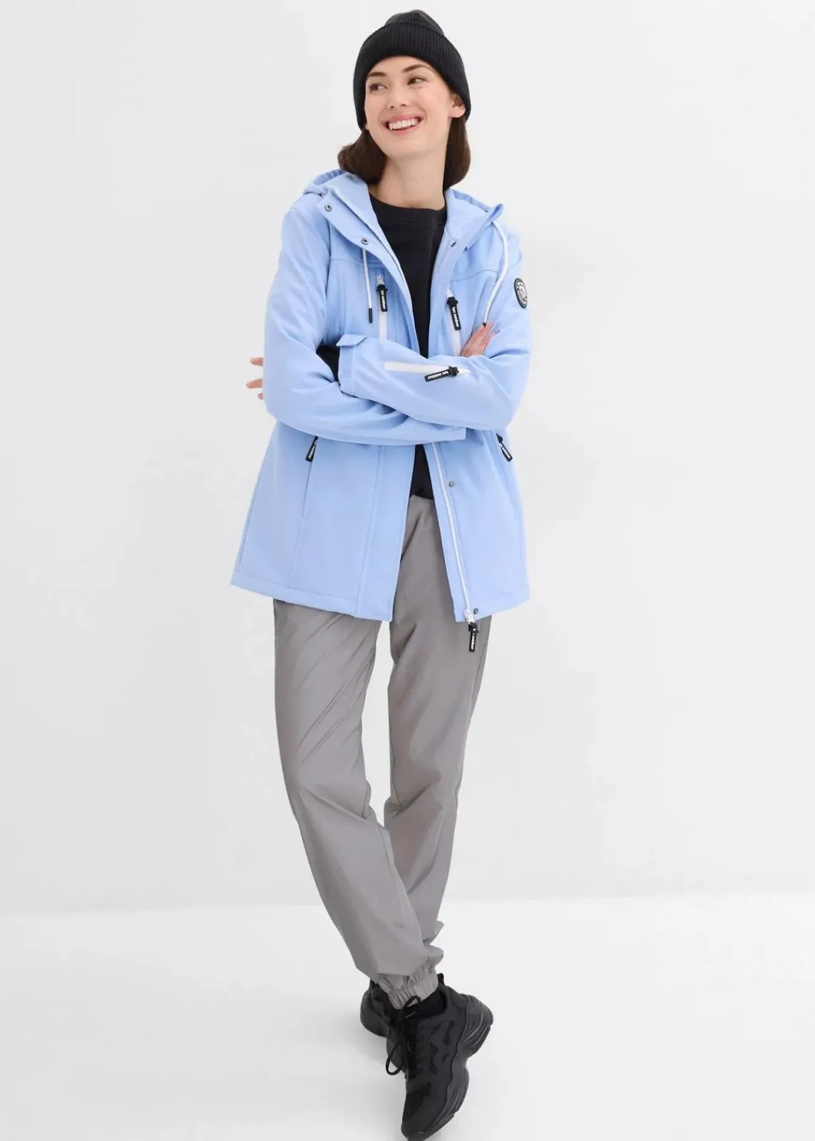 bonprix Bekleidung·Jumpsuits|Bekleidung·Sweat^wasserabweisende Softshelljacke perlblau/weiß