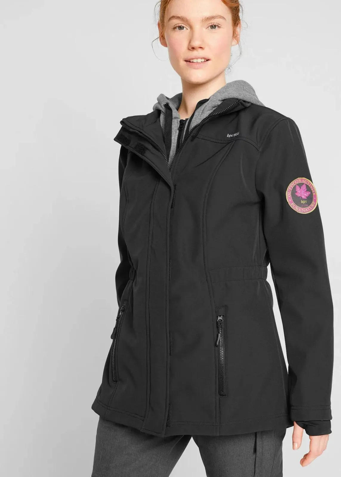 bonprix Bekleidung·Hosen|Jacken & Mäntel^wasserabweisende Softshell-Longjacke, 2 in 1-Optik schwarz