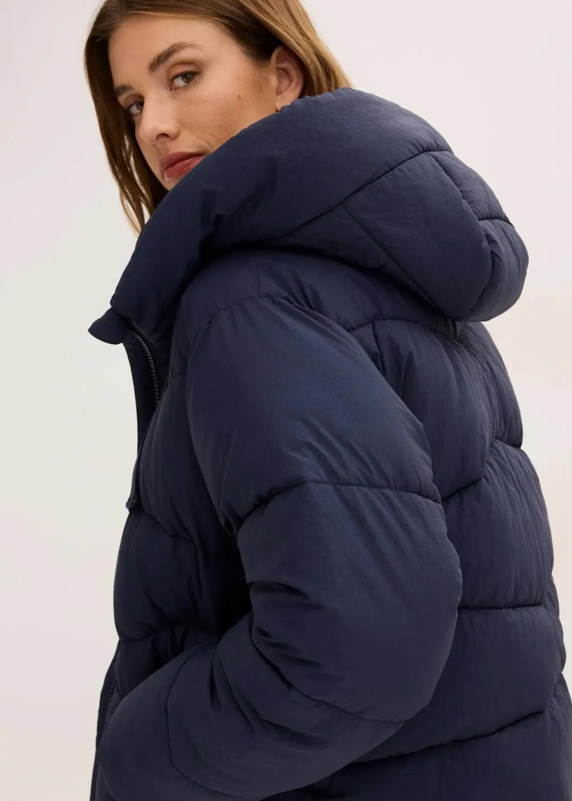 bonprix Jacken & Mäntel|Bekleidung·Hosen^Wasserabweisende Steppjacke tintenblau
