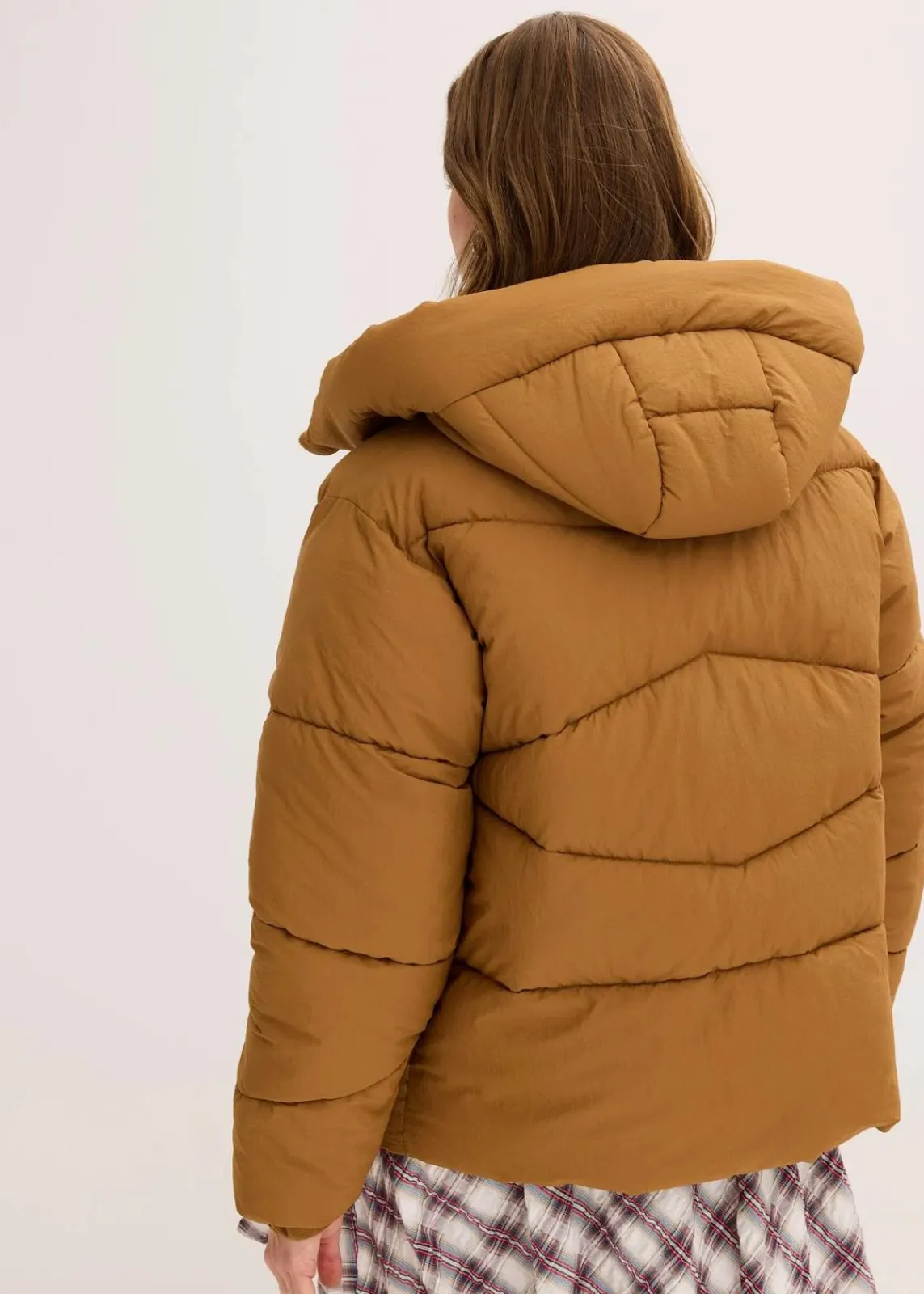 bonprix Bekleidung·Hosen|Jacken & Mäntel^Wasserabweisende Steppjacke cognac braun
