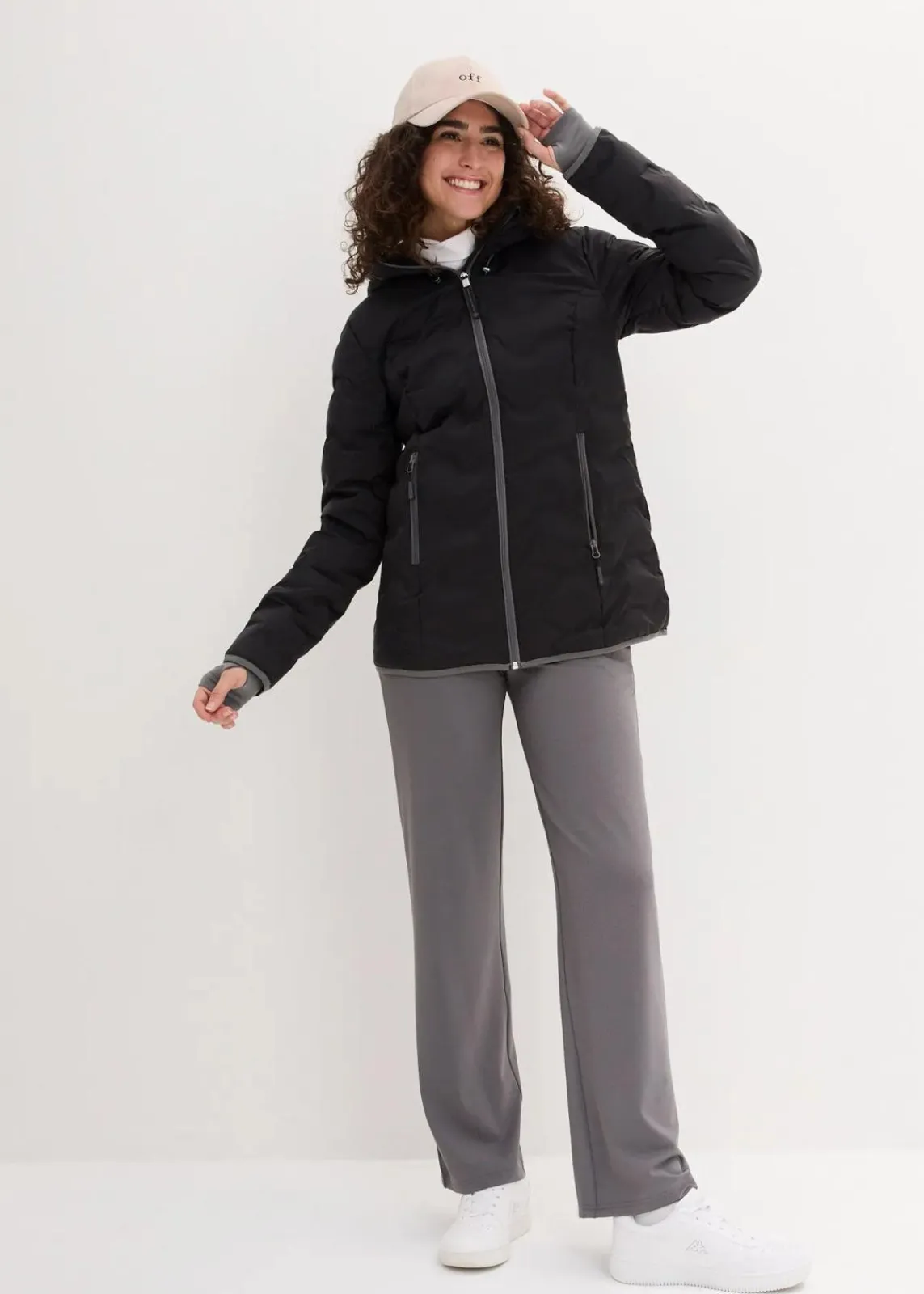 bonprix Jacken & Mäntel|Sportbekleidung^wasserabweisende, ultraleichte Funktions-Jacke schwarz
