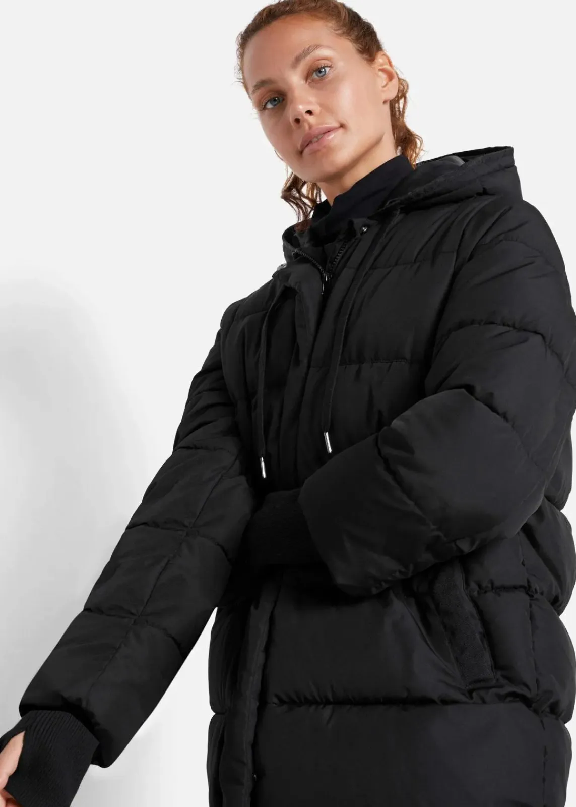 bonprix Bekleidung·Hosen|Nachhaltigere Materialien^wasserabweisender Funktions- Steppmantel schwarz