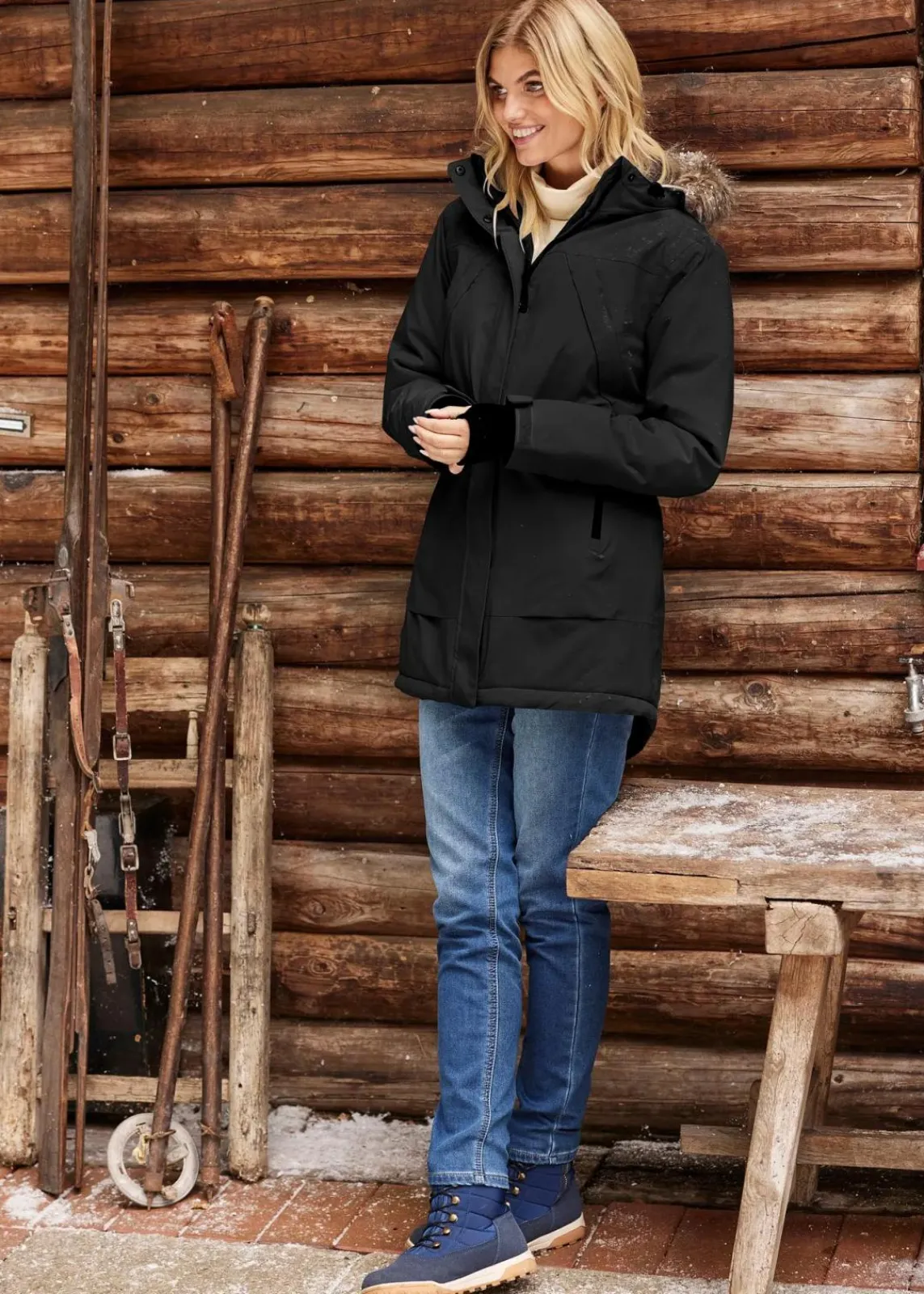 bonprix Bekleidung·Hosen|Nachhaltigere Materialien^wasserdichte Funktions-Parka schwarz