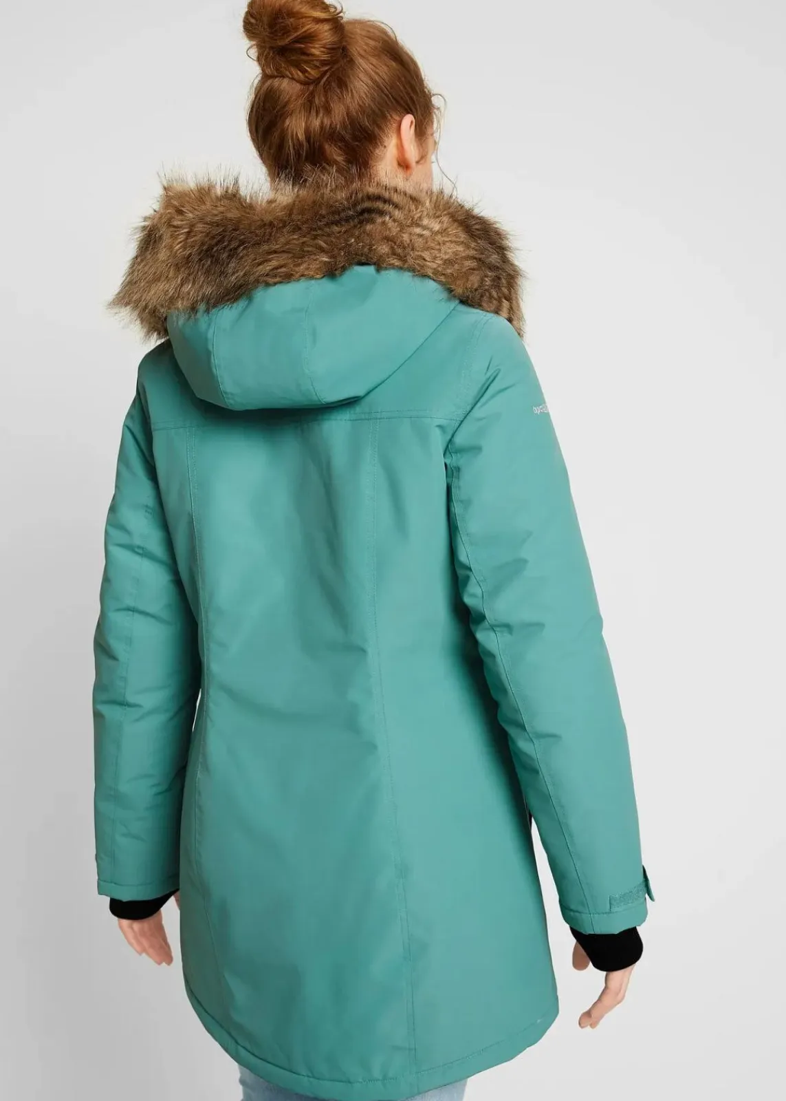 bonprix Bekleidung·Hosen|Nachhaltigere Materialien^wasserdichte Outdoor-Funktions-Jacke mit Kapuze rauchsalbei
