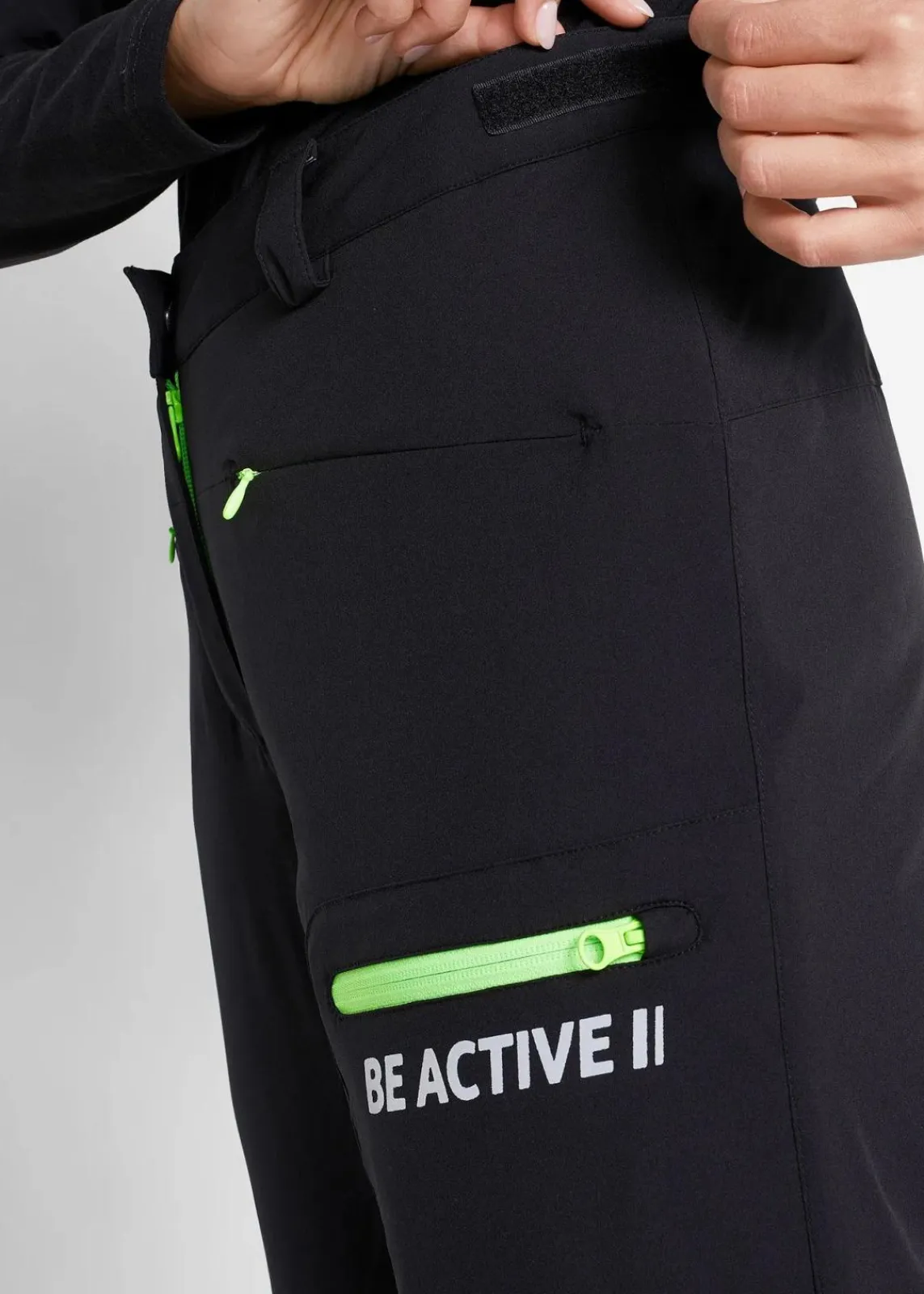 bonprix Bekleidung·Jumpsuits|Bekleidung·Sweat^wasserdichte Ski Funktions-Thermohose mit Schneefang schwarz