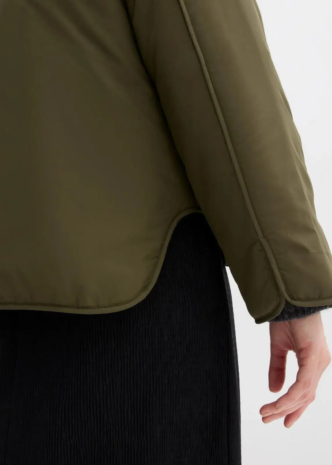 bonprix Jacken & Mäntel|Bekleidung·Hosen^Wattierte Jacke dunkeloliv