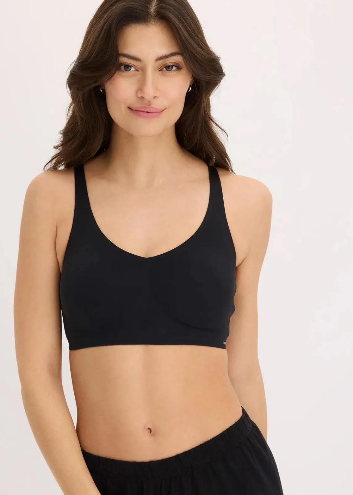 bonprix Bhs|Seamless^Wattierter Feel Comfort Lasercut T-Shirt BH ohne Bügel schwarz