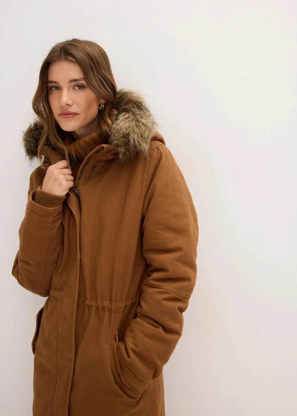 bonprix Bekleidung·Hosen|Jacken & Mäntel^Wattierter Long-Parka cognac braun