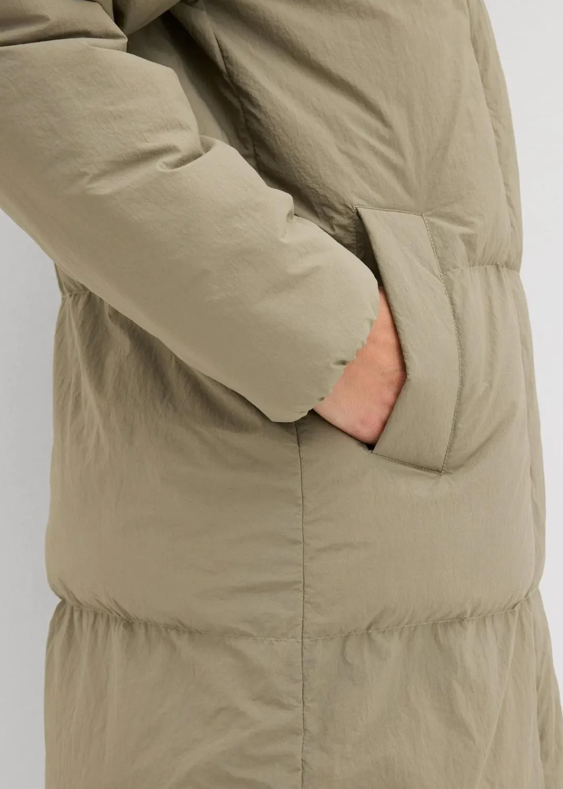 bonprix Bekleidung·Hosen|Jacken & Mäntel^Wattierter Steppmantel raucholiv