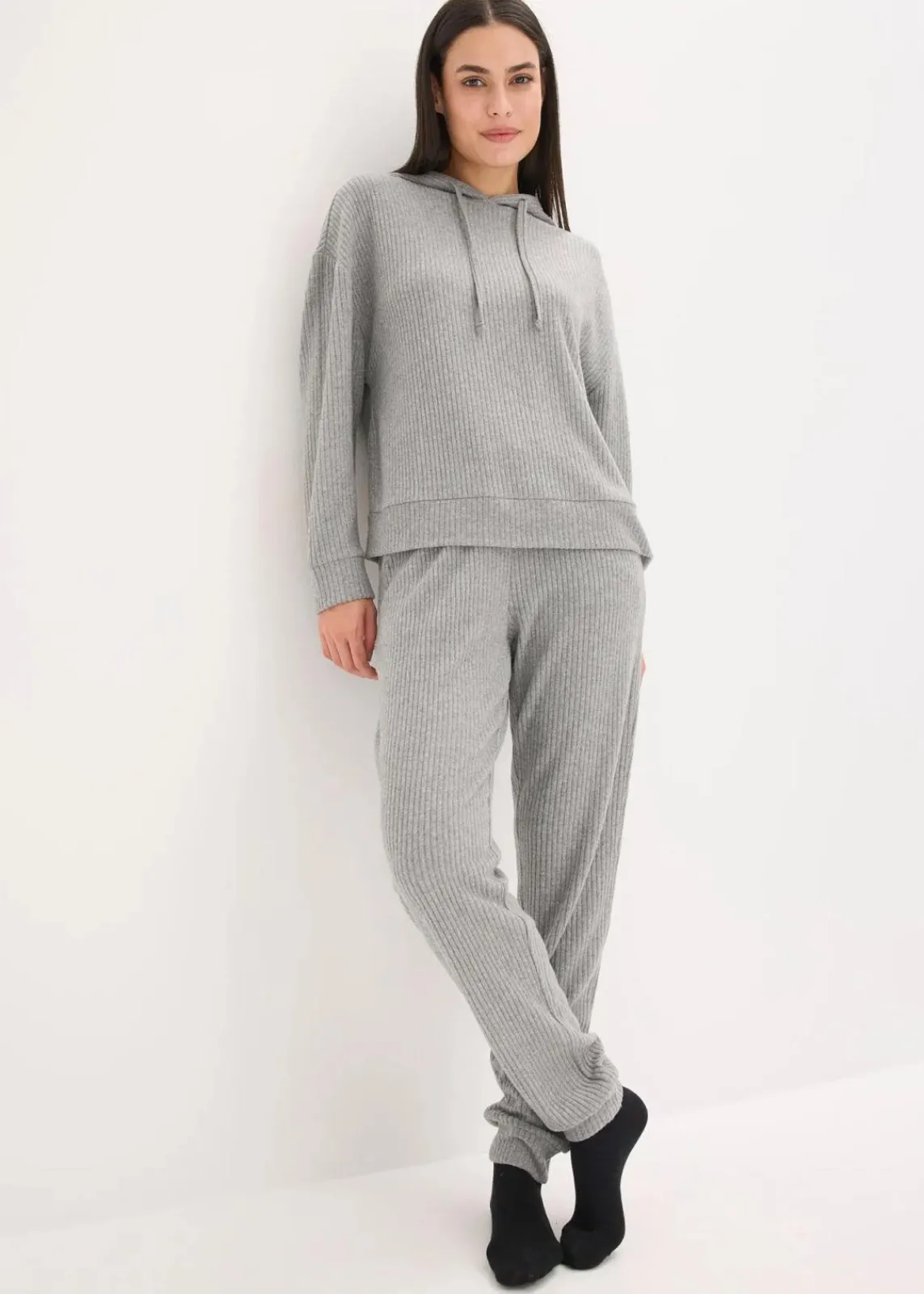 bonprix Wäsche·Homewear|Wäsche·Nachtwäsche^Weit geschnittener Loungewear Hausanzug aus weicher Rippe grau meliert
