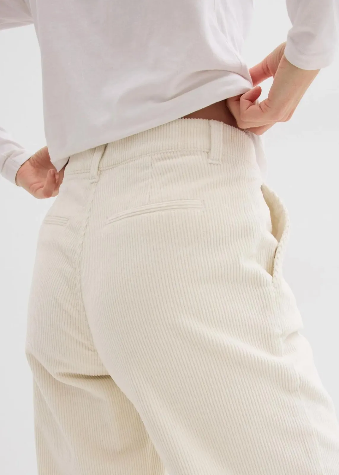 bonprix Bekleidung·Kleider|Hosen^Weite Cordhose perlweiß
