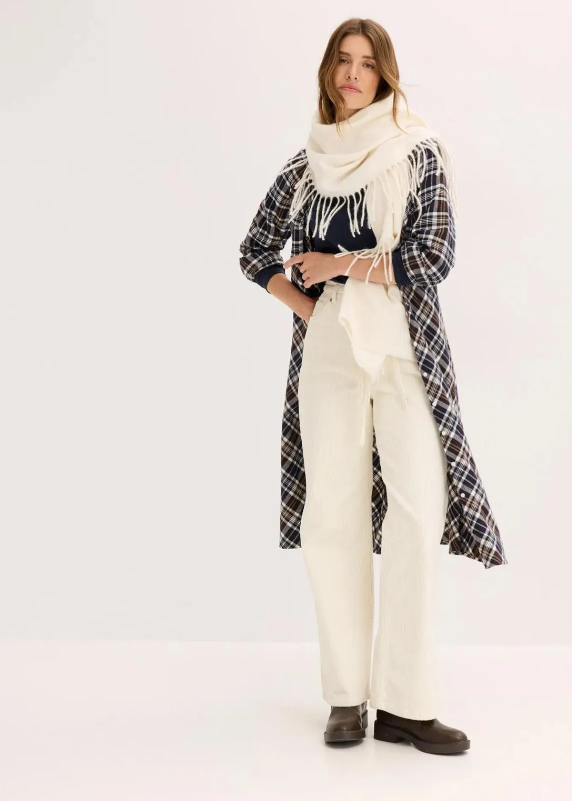 bonprix Hosen|Bekleidung·Kleider^Weite Cordhose mit Bindegürtel perlweiß