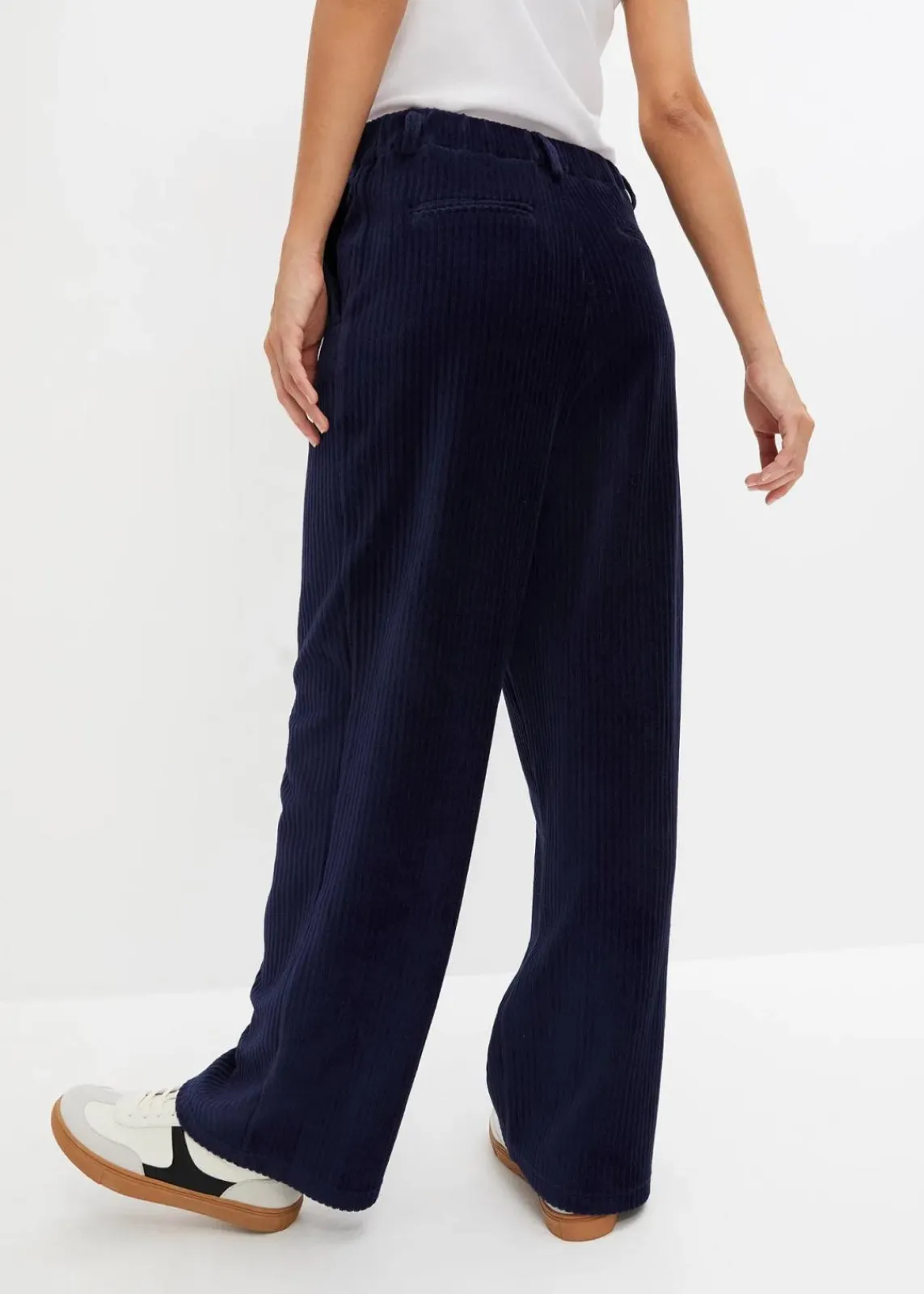 bonprix Bekleidung·Kleider|Hosen^Weite Hose aus Ripp-Samt dunkelblau