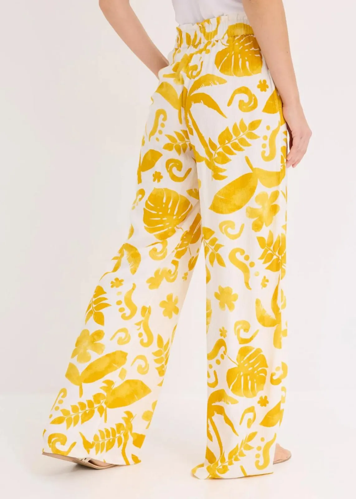 bonprix Bekleidung·Kleider|Hosen^Weite Hose aus strukturierter Viskose weiß/lemoncurry floral