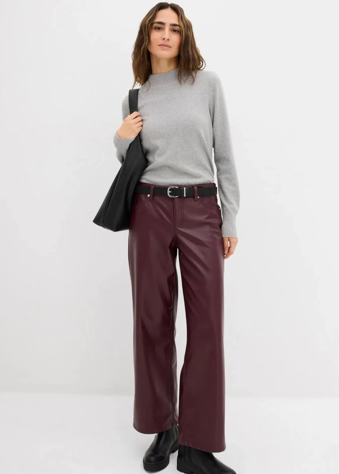 bonprix Bekleidung·Kleider|Hosen^Weite Lederimitat-Hose weinrot