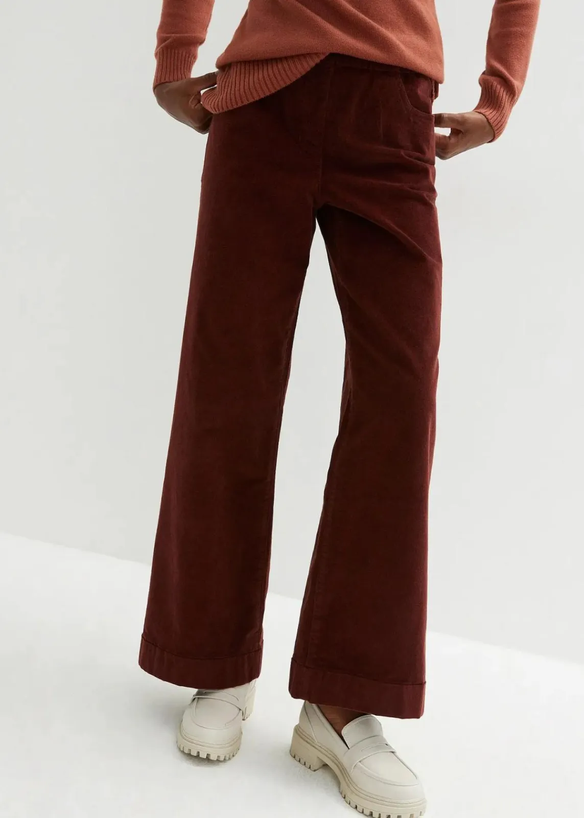 bonprix Bekleidung·Kleider|Hosen^Weite Stretch-Cordhose, High-Waist kaffeebraun