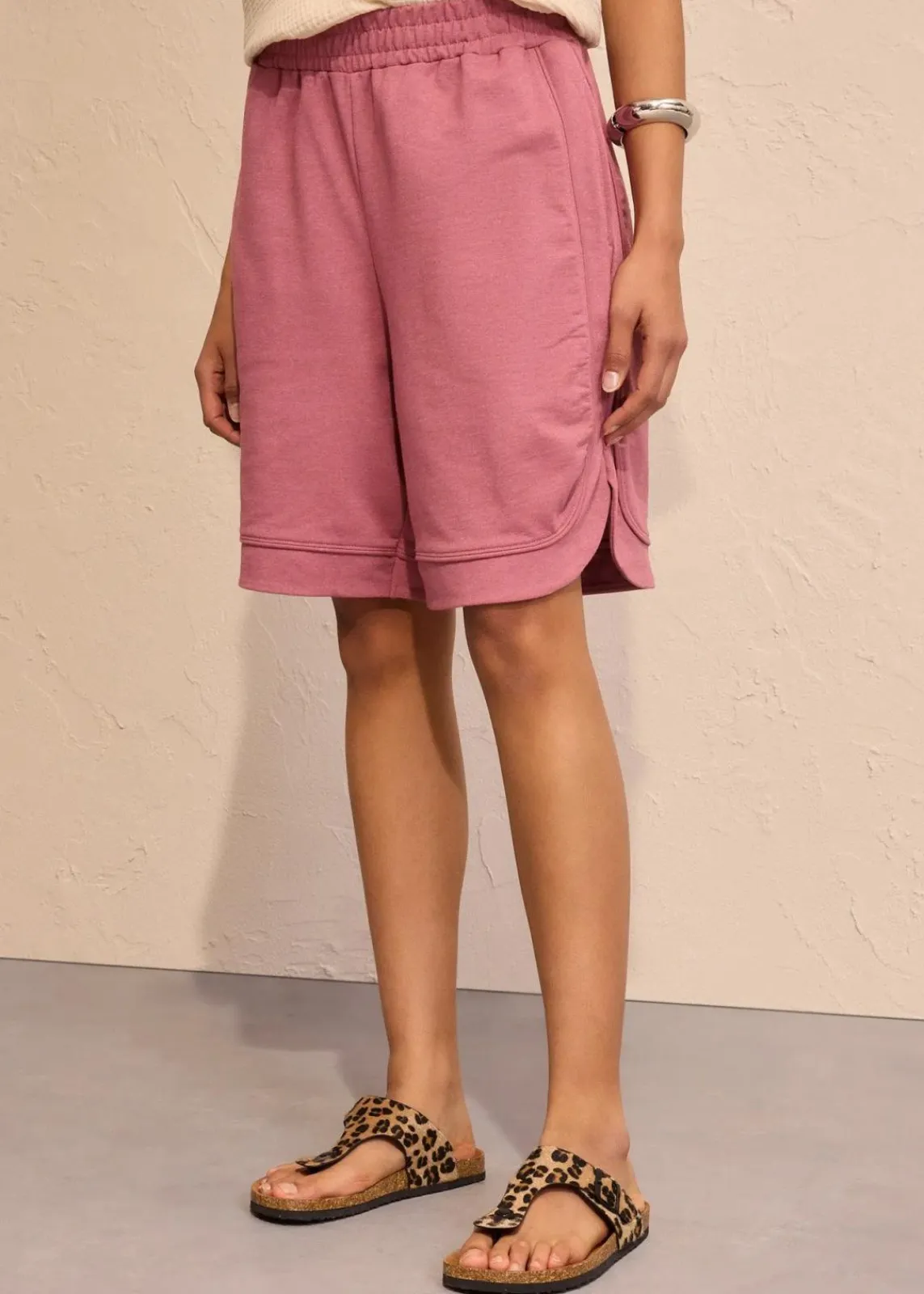 bonprix Hosen|Shorts^Weite Sweat-Shorts aus Baumwoll-Mix softbeere meliert