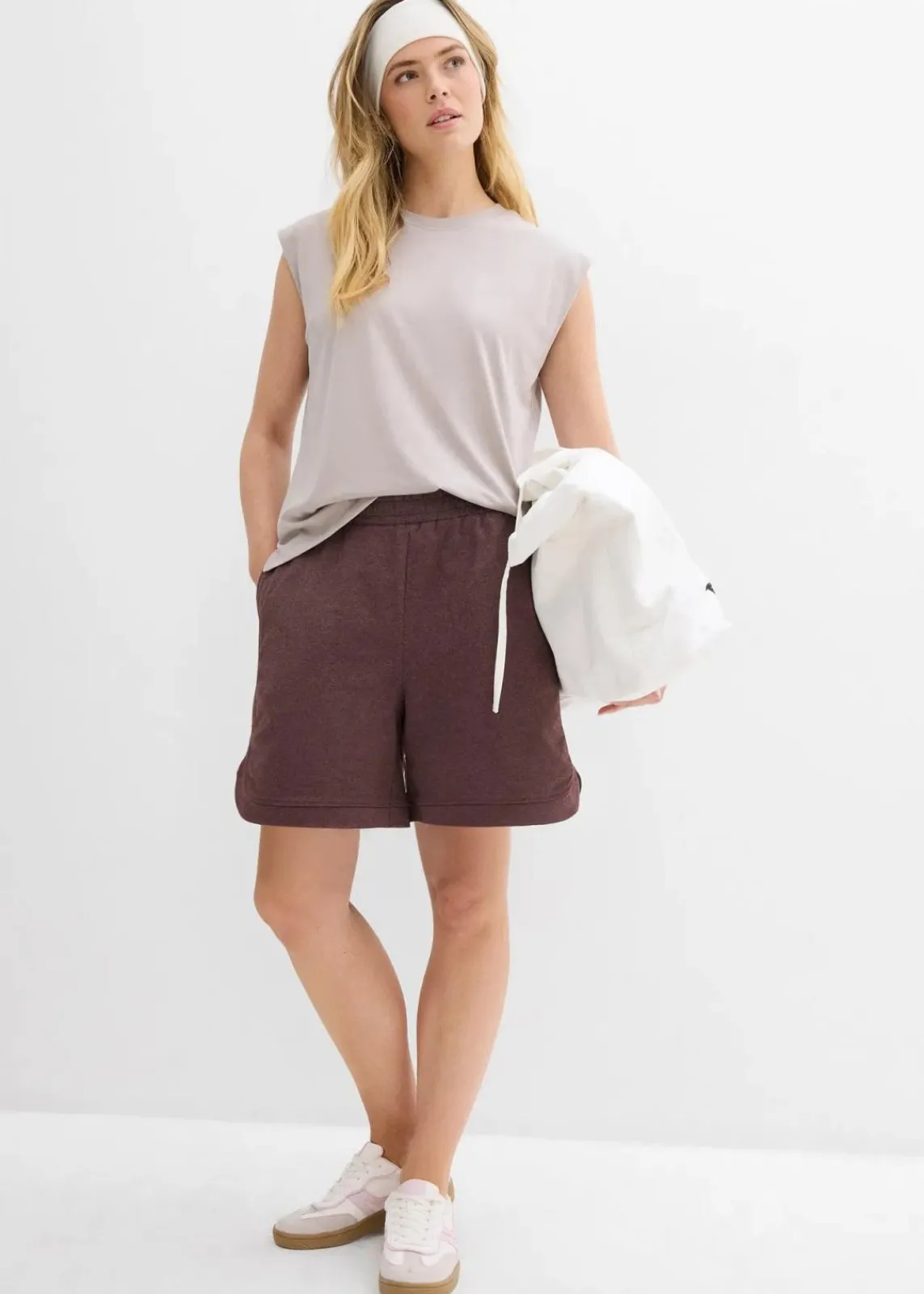 bonprix Bekleidung·Outdoorbekleidung|Bekleidung·Kleider^Weite Sweat-Shorts aus Baumwoll-Mix terrabraun meliert