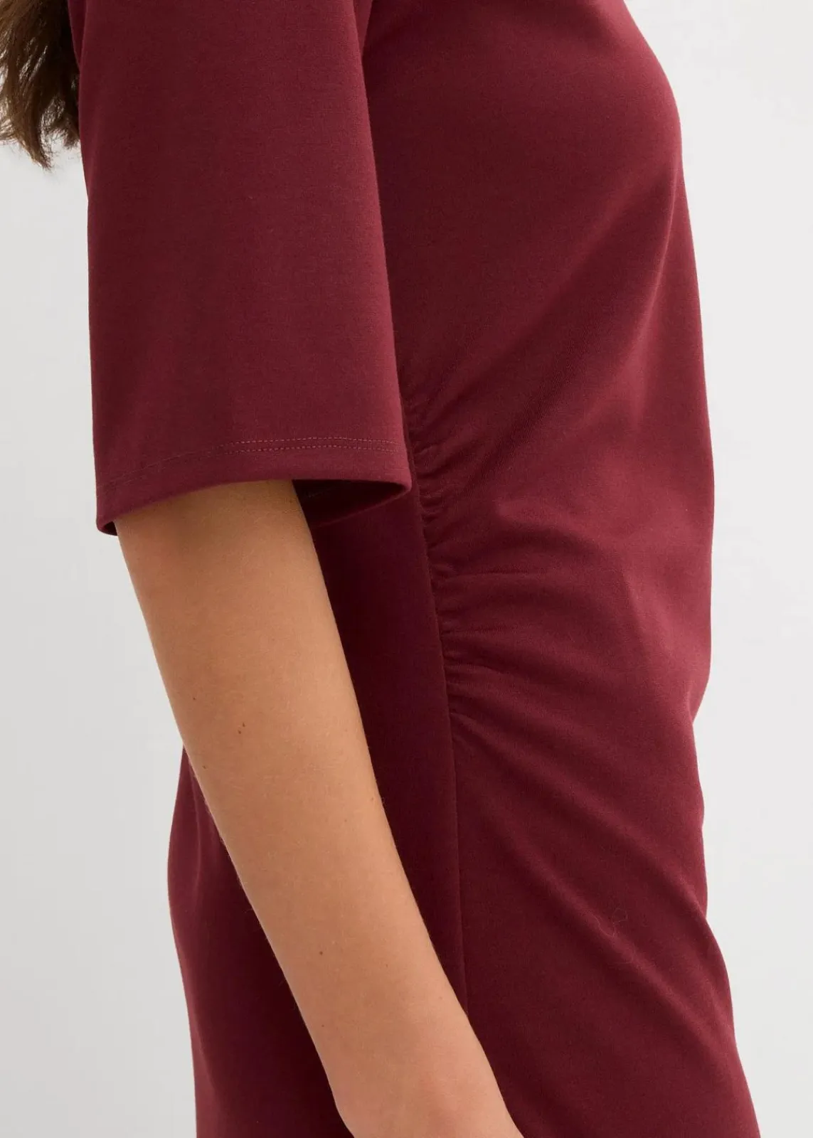 bonprix Kleider|Bekleidung·Pullover & Strickjacken^Weites T-Shirt Kleid ahornrot