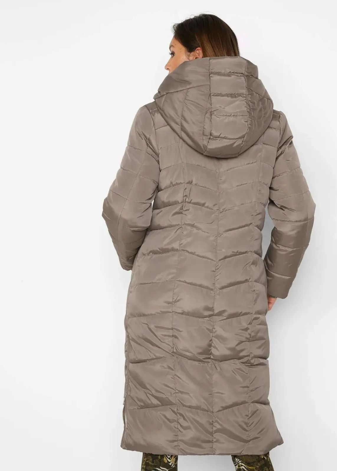 bonprix Bekleidung·Hosen|Jacken & Mäntel^Wende-Steppmantel taupe/elfenbein
