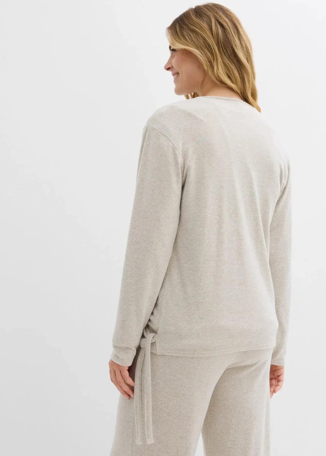 bonprix Pullover & Strickjacken|Zweiteiler & Sets^Wickelcardigan in Strickoptik hellsand meliert