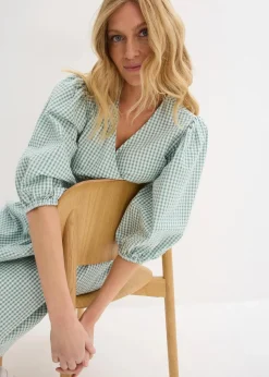 bonprix Kleider|Bekleidung·Pullover & Strickjacken^Wickelkleid aus Strukturmaterial rauchsalbei/wollweiß kariert