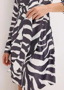 bonprix Bekleidung·Pullover & Strickjacken|Kleider^Wickelkleid aus fließendem Satin wollweiß/anthrazit bedruckt