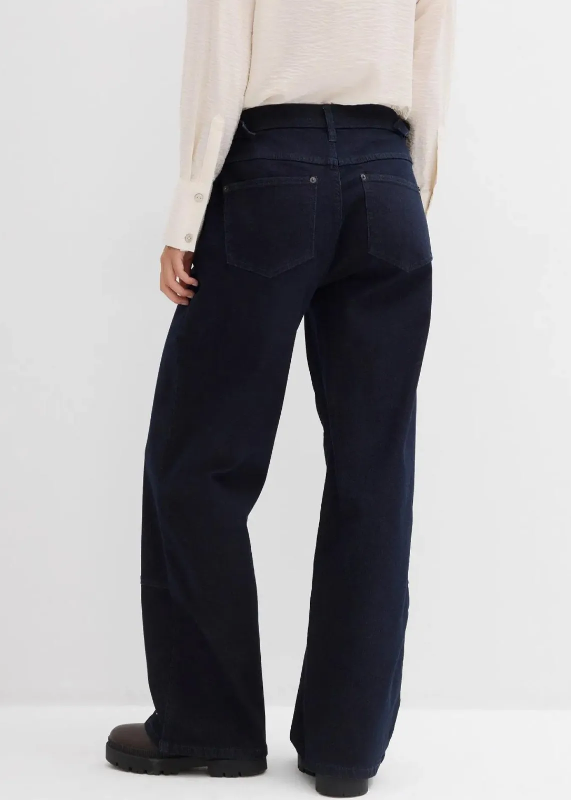 bonprix Jeans|Kurzgrößen^Wide-Leg Jeans Mid Waist tiefblau denim ungewaschen