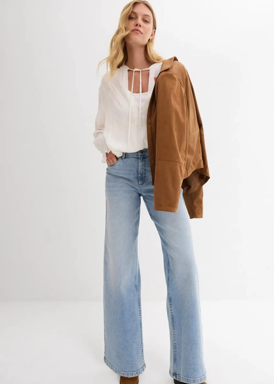 bonprix Kurzgrößen|Bekleidung·Shirts & Tops^Wide-Leg-Jeans, High Waist hellblau denim used