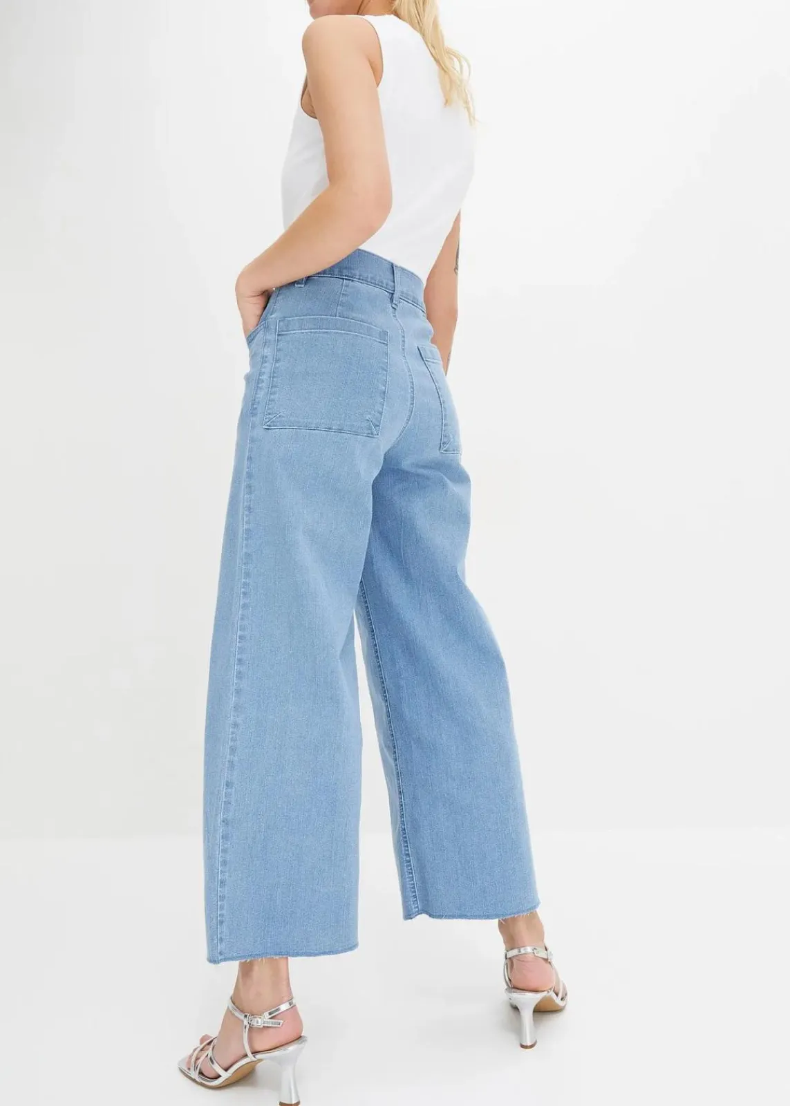 bonprix Jeans|Bekleidung·Shirts & Tops^Wide-Leg-Jeans, High Waist, cropped hellblau denim used