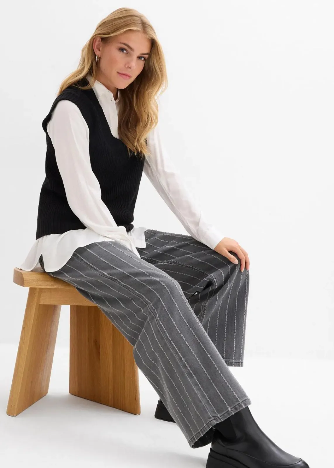 bonprix Bekleidung·Shirts & Tops|Jeans^Wide-Leg-Jeans High Waist mit Destroyed Effekten grau denim used