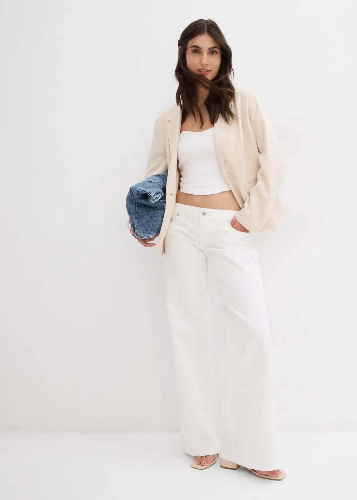 bonprix Kurzgrößen|Bekleidung·Shirts & Tops^Wide-Leg-Jeans, Low Waist hellblau denim used