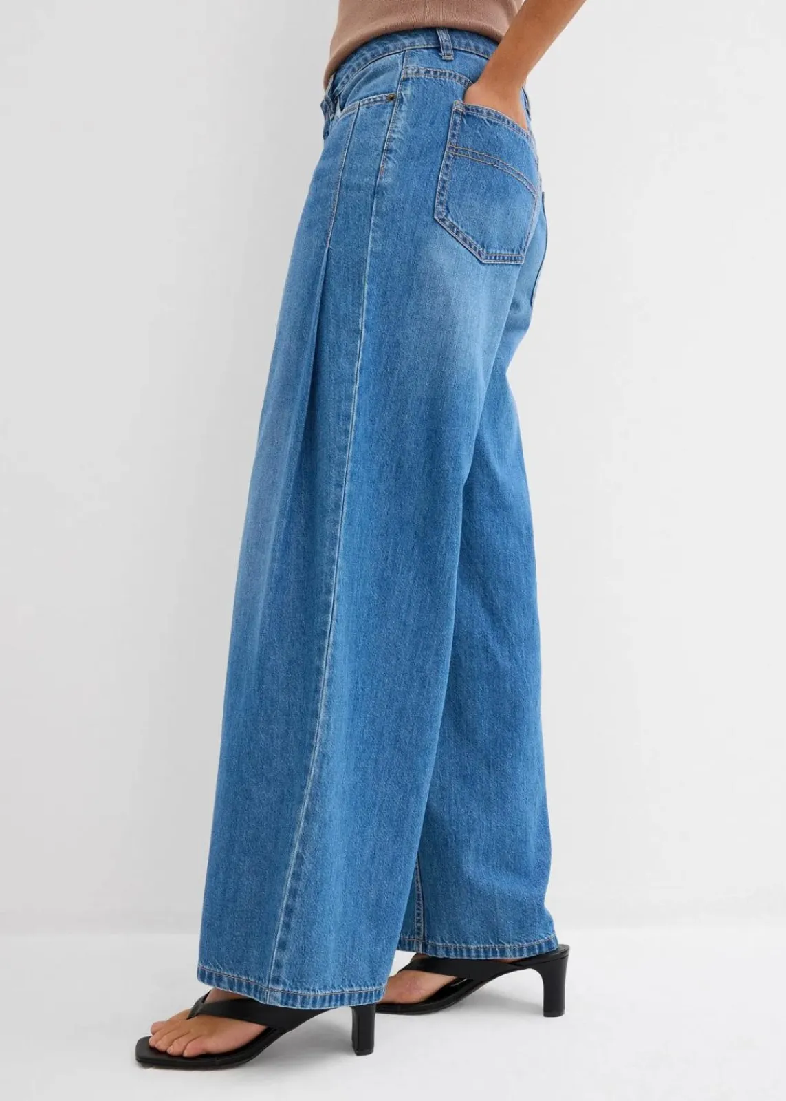 bonprix Jeans|Kurzgrößen^Wide-Leg-Jeans Mid Waist hellblau denim used