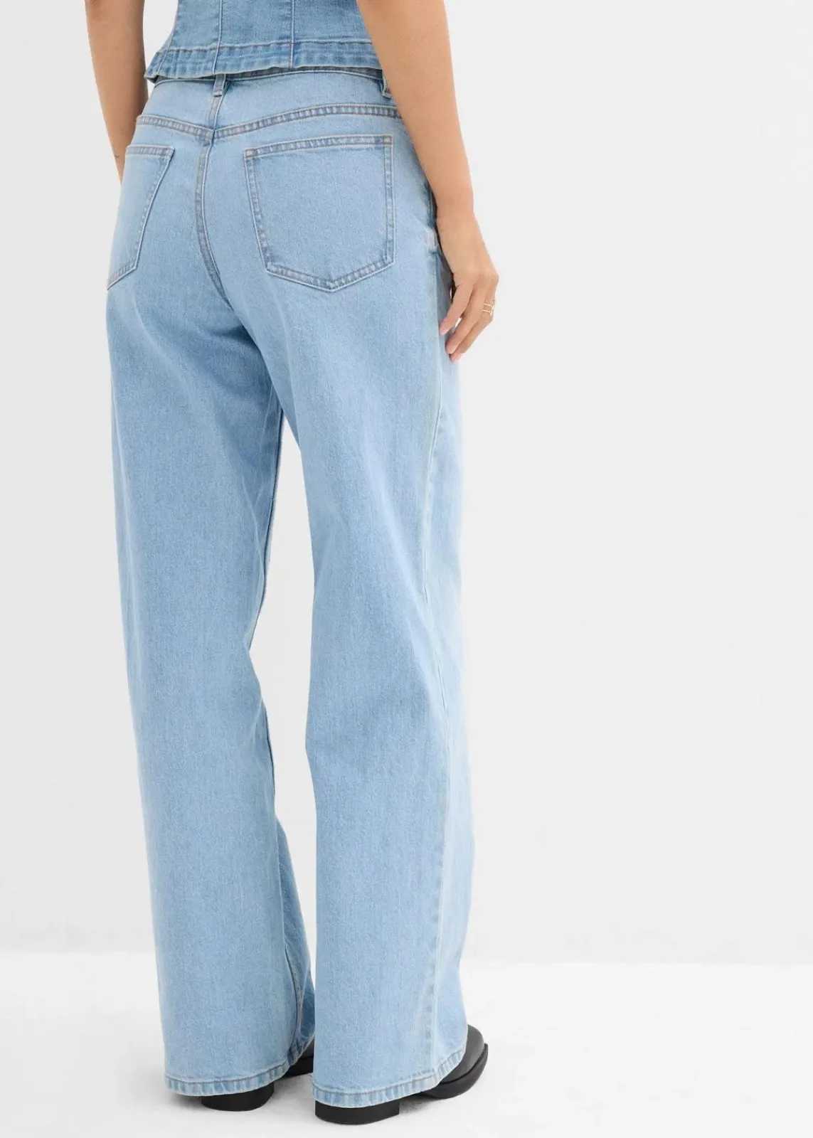 bonprix Jeans|Kurzgrößen^Wide-Leg-Jeans Mid Waist eisblau denim used