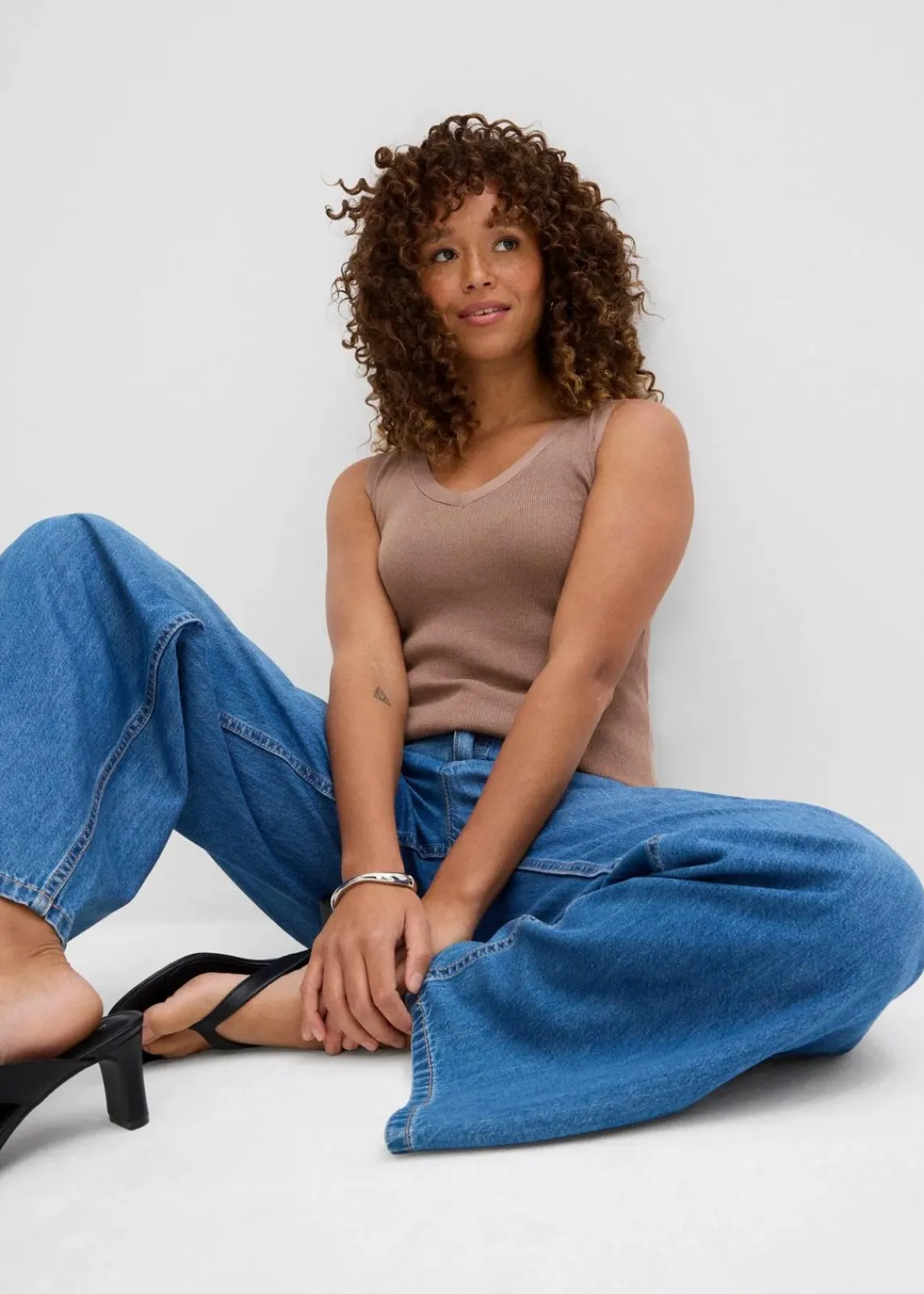 bonprix Kurzgrößen|Bekleidung·Shirts & Tops^Wide-Leg-Jeans Mid Waist hellblau denim used