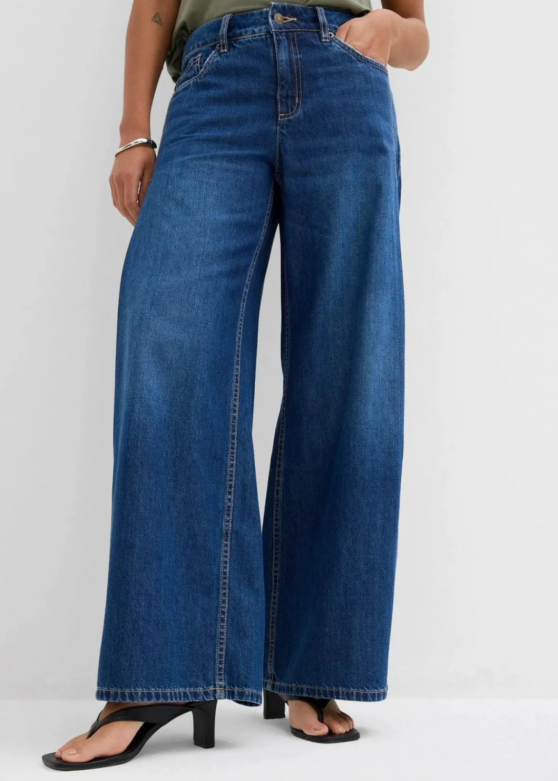 bonprix Jeans|Kurzgrößen^Wide-Leg-Jeans Mid Waist blau denim used