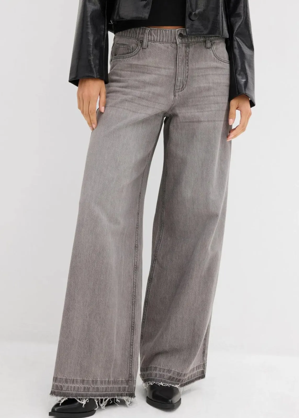 bonprix Jeans|Kurzgrößen^Wide-Leg-Jeans Mid Waist, Bequembund hellgrau denim used