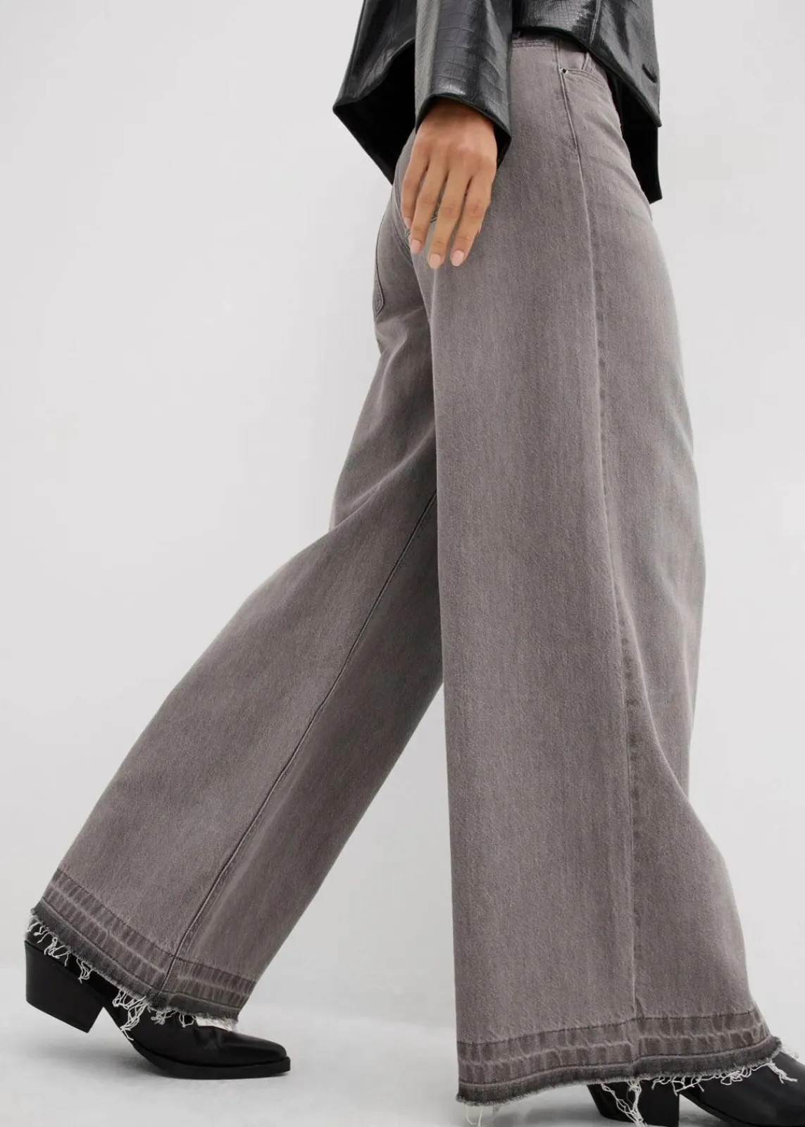 bonprix Kurzgrößen|Bekleidung·Shirts & Tops^Wide-Leg-Jeans Mid Waist, Bequembund hellgrau denim used