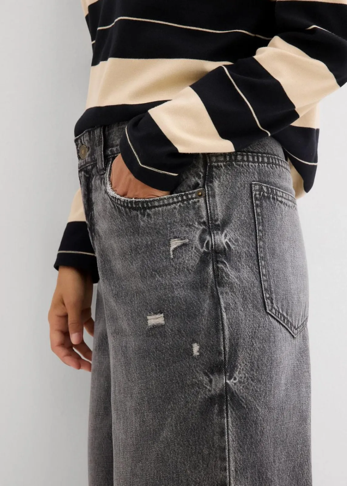 bonprix Jeans|Kurzgrößen^Wide-Leg-Jeans Mid Waist, Low Stretch dunkelgrau denim used