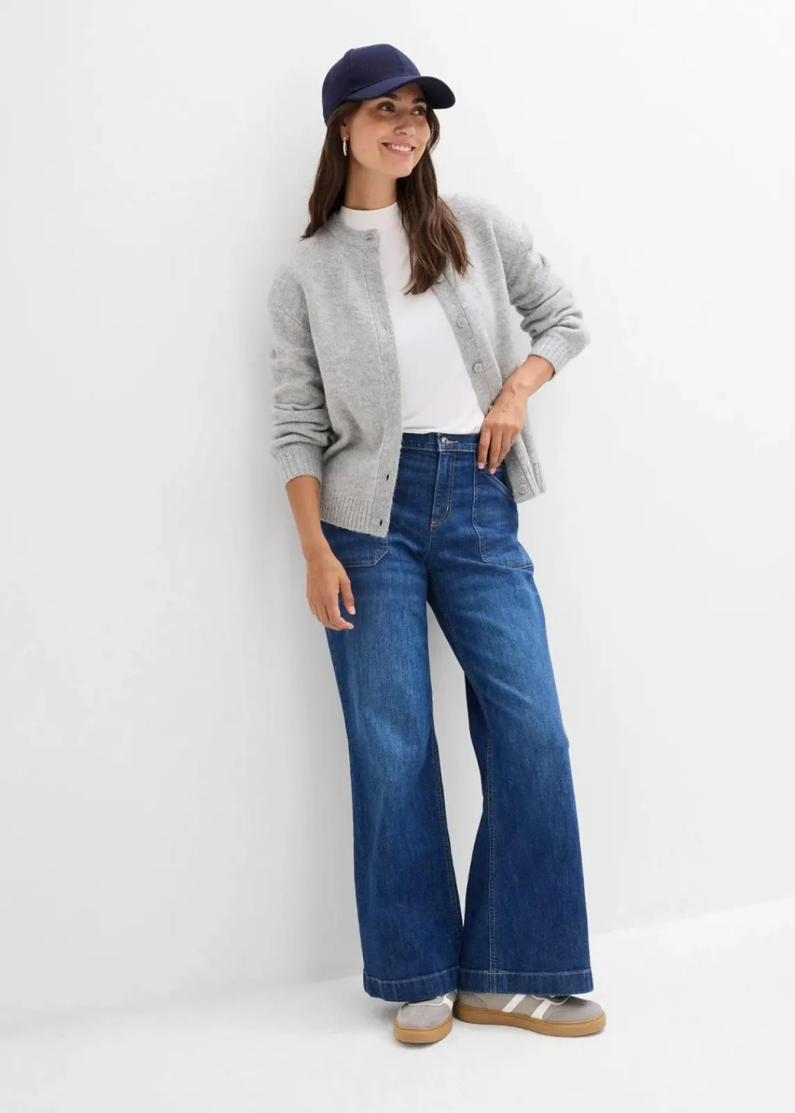 bonprix Bekleidung·Shirts & Tops|Jeans^Wide-Leg-Jeans Mid Waist mit aufgesetzten Taschen blau denim