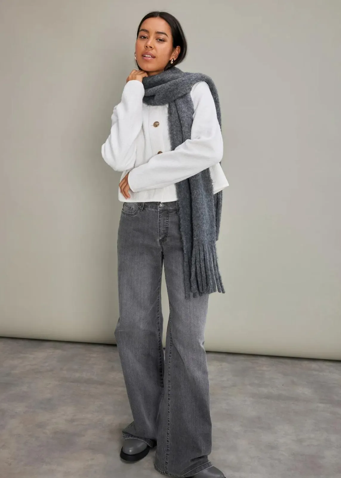 bonprix Jeans|Kurzgrößen^Wide-Leg-Jeans, Mid Waist, Stretch grau denim