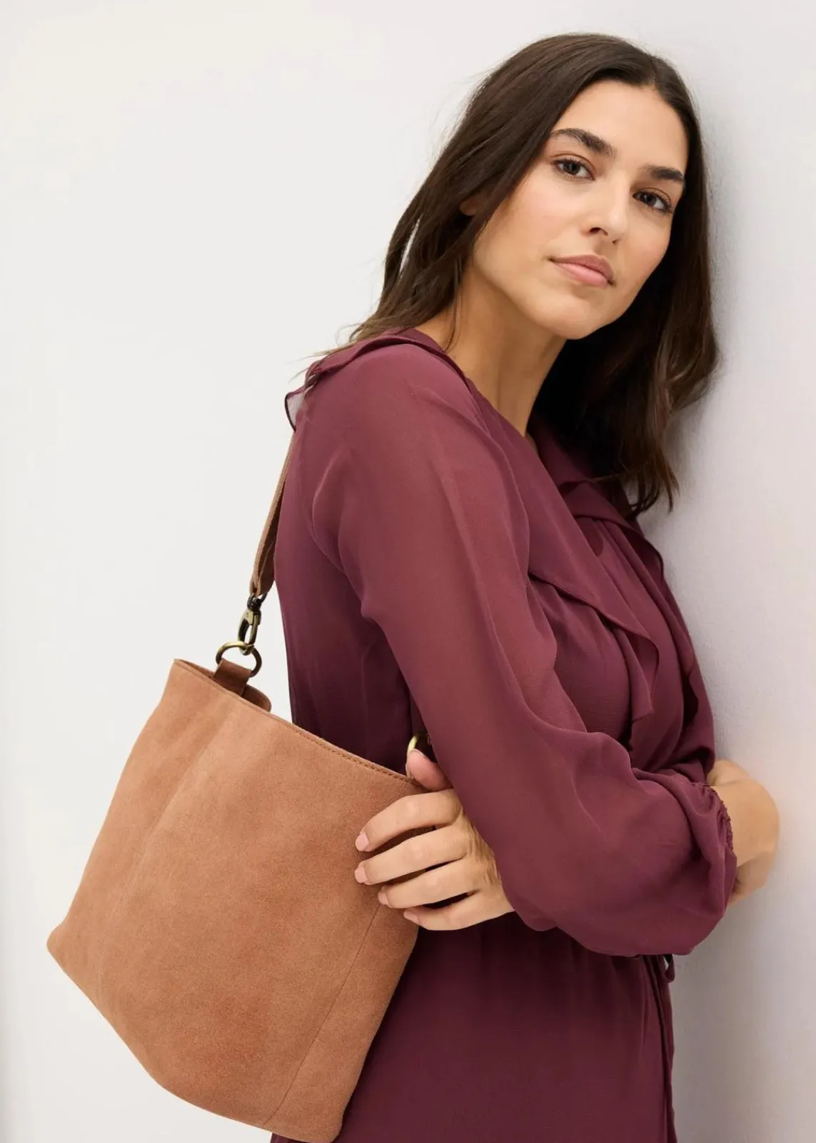 bonprix Taschen^Wildleder Handtasche schokosorbet