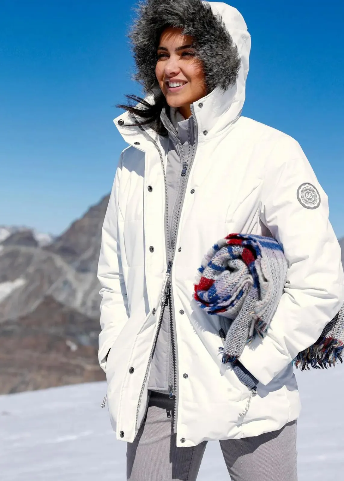 bonprix Jacken & Mäntel|Bekleidung·Hosen^Winterjacke in 2-in1 Optik wollweiß