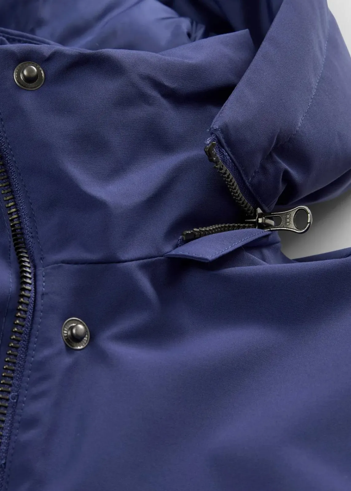 bonprix Bekleidung·Hosen|Jacken & Mäntel^Winterjacke mit aufgesetzen Taschen dunkelpazifik