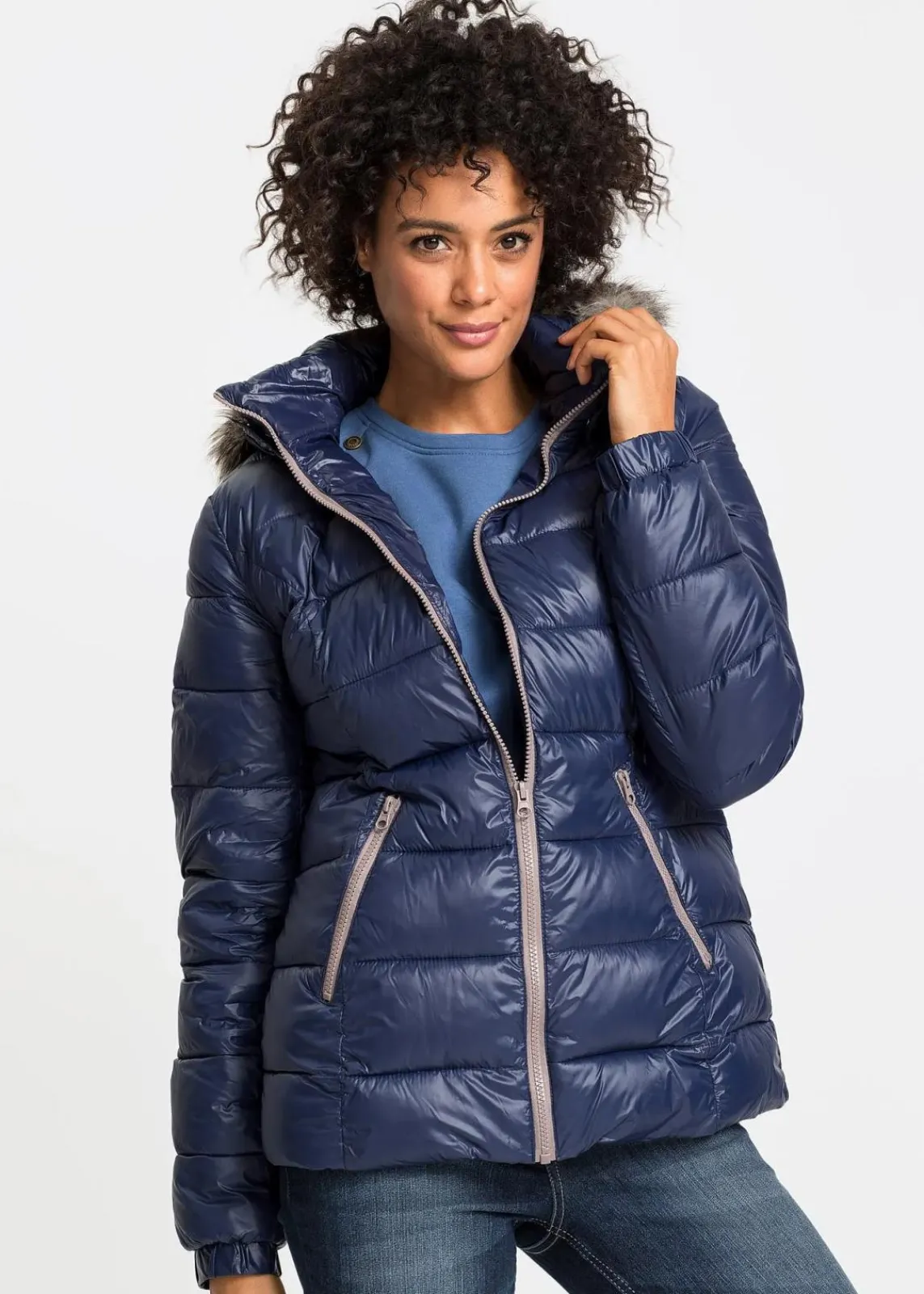 bonprix Bekleidung·Hosen|Jacken & Mäntel^Winterjacke mit Kapuze dunkelblau