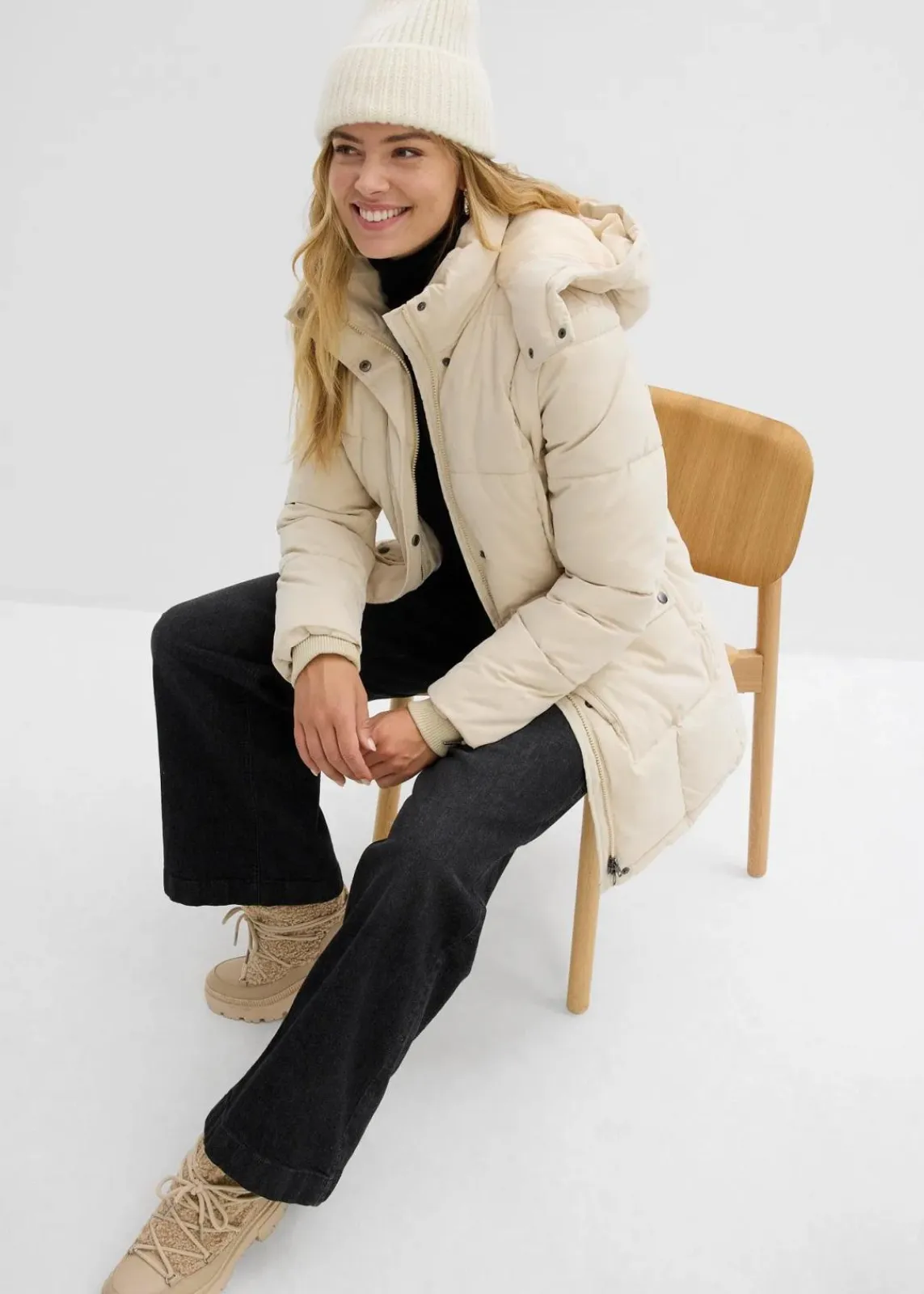 bonprix Bekleidung·Hosen|Jacken & Mäntel^Winterjacke mit verstellbarem Taillenbündchen hellsand